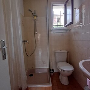 Shower, toilet paper