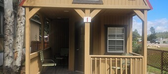 Enjoyable cabin with AC/WIFI in charming Show Low
Winter Rates 85.00 nightly