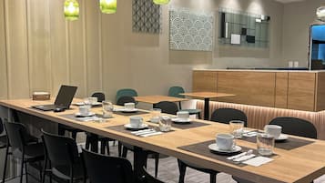 Petit déjeuner buffet compris tous les jours
