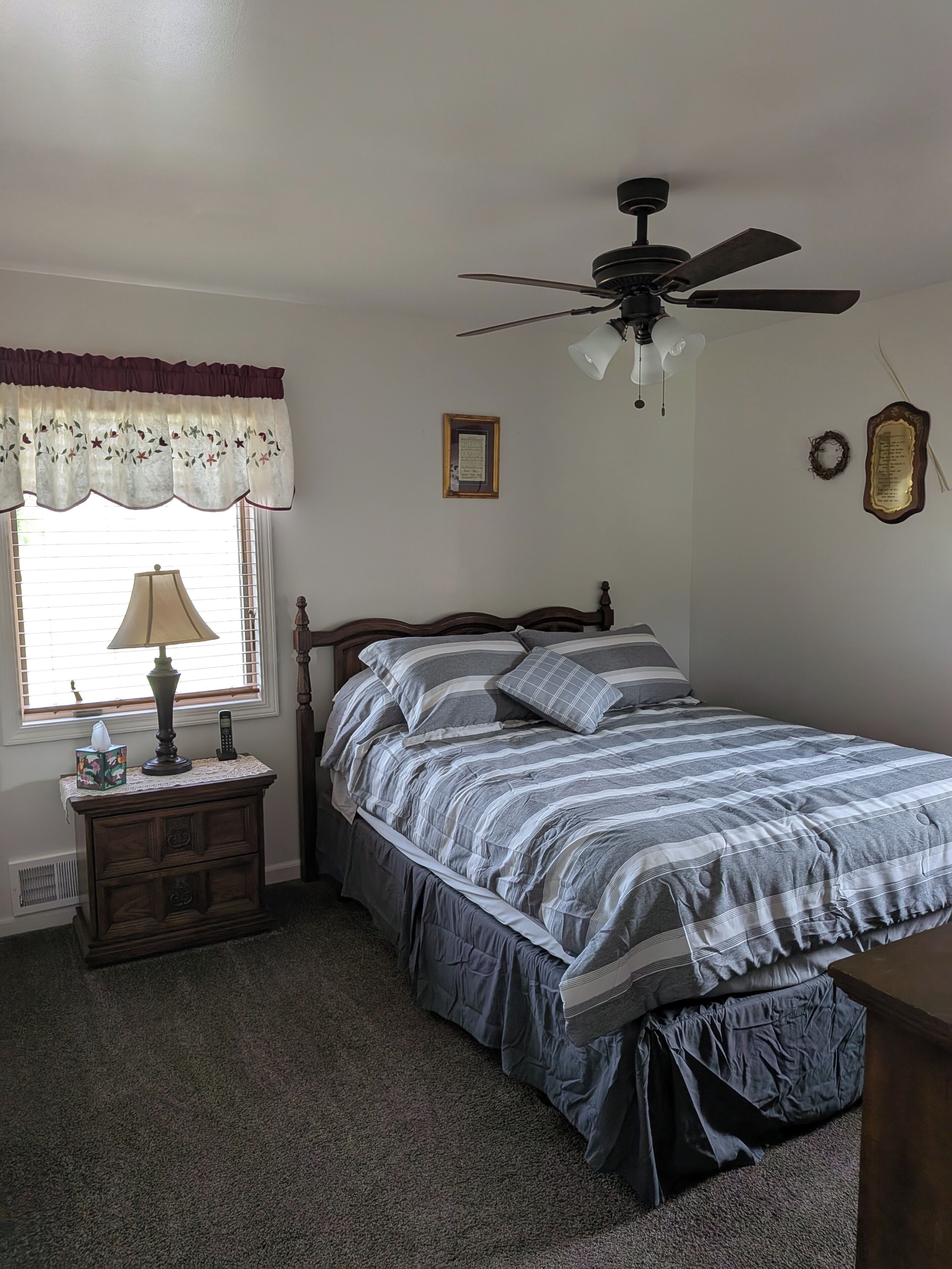 3 bedrooms, iron/ironing board, travel cot, free WiFi