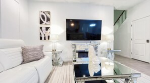 Smart TV, stereo