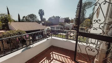 Chaumière familiale, vue sur le jardin | Accès au Wi-Fi (inclus), literie fournie