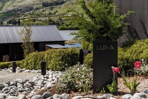 Sistema de insonorización y cunas 