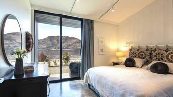 Soundproofing, cribs/infant beds