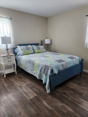 3 bedrooms, WiFi, bed sheets