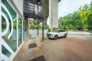 Property grounds - Ralph Poshtel Pratunam (Bangkok)