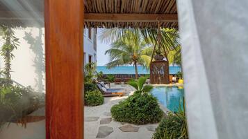 Alberca al aire libre