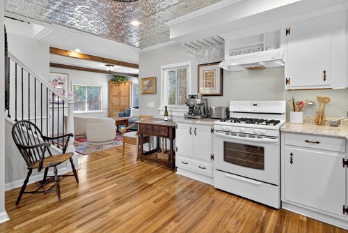 Luxury 1870’s Farmhouse with Barn and Vineyard on the Cayuga Lake Wine Trail