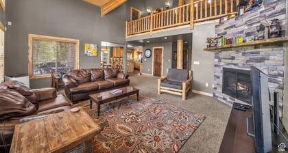 The Lost Creek Lodge - A Perfect Escape for Families, Reunions, and Friends.