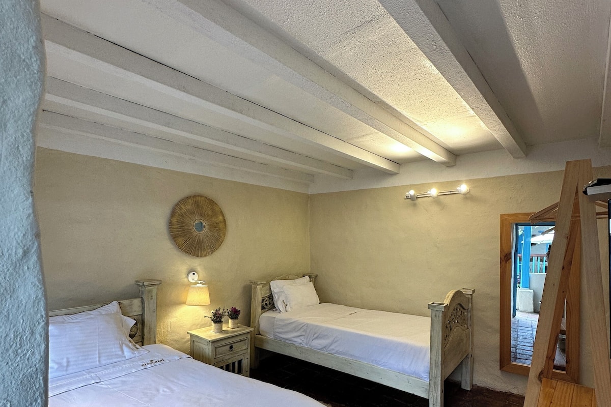 Chambre avec lits jumeaux | Wi-Fi gratuit