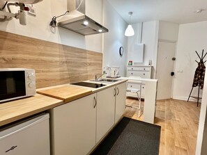 電子レンジ、コンロ