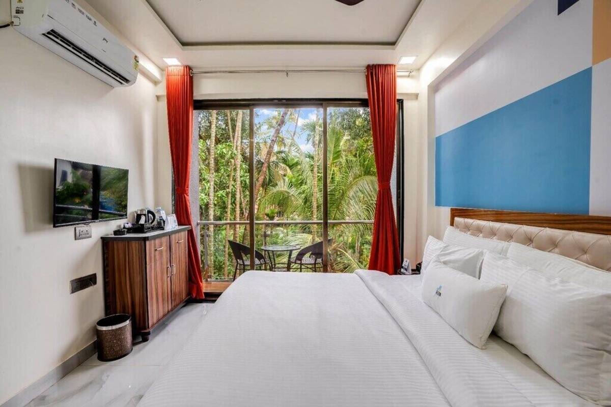 Deluxe Double Room, Courtyard View