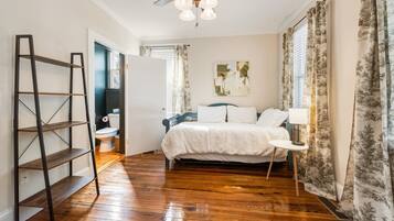 4 bedrooms, free WiFi, bed sheets