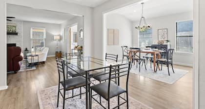 Round Rock Retreat-3-bedroom house centrally located in Round Rock. W/Bonus room