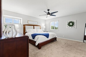 3 bedrooms, iron/ironing board, WiFi, bed sheets