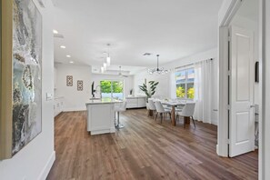 Dining - South Naples Pool House (Naples)