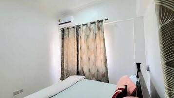 1 habitación, internet y ropa de cama