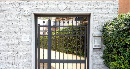 CHARME HOLIDAYS PUCCINI