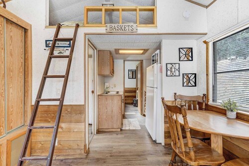 Tiny Home 1 near HOT Springs! In Buena Vista, CO