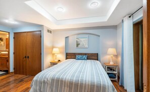 1 chambre, fer et planche à repasser, Wi-Fi, draps fournis