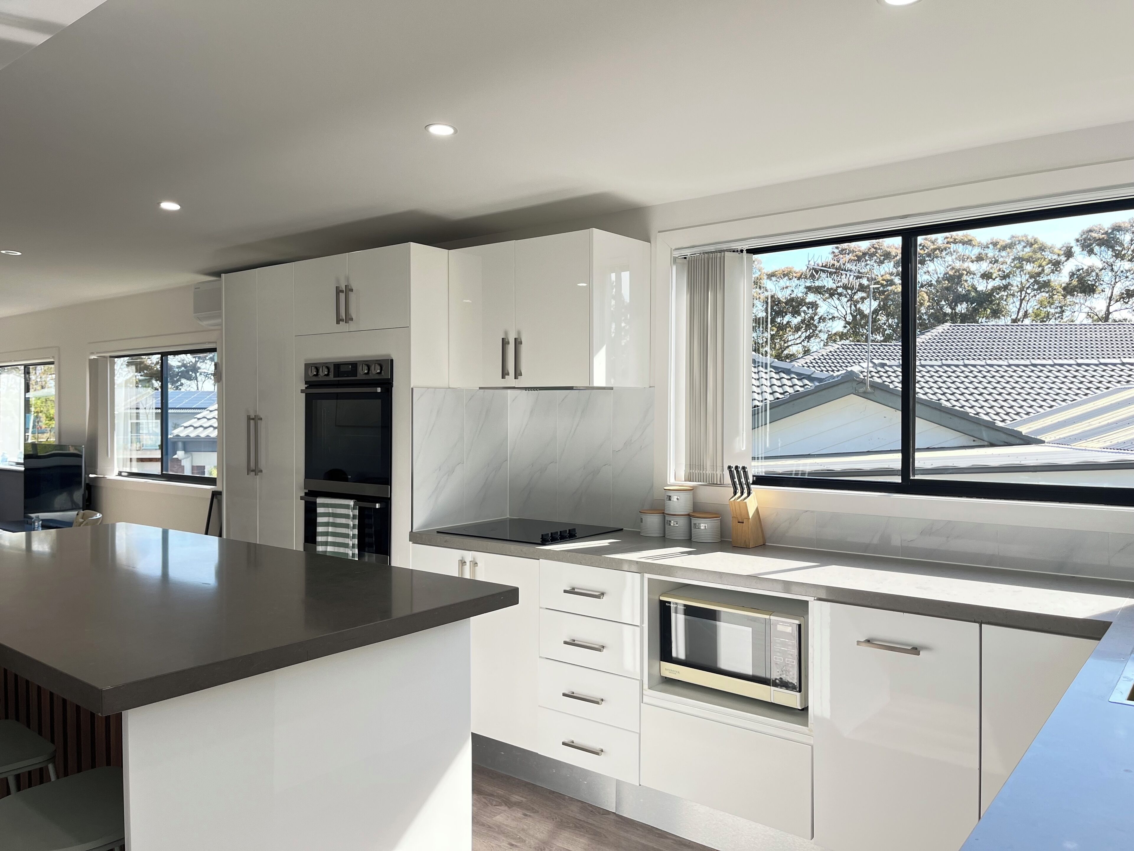 Microwave, oven, stovetop, dishwasher