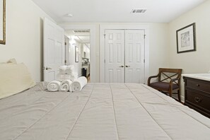 Iron/ironing board, travel cot, WiFi, bed sheets