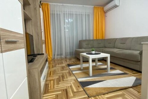 Apartman Lux 5- private parking