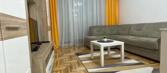 Apartman Lux 5- private parking