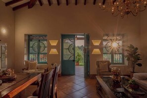 Interior - Vista Bonita - Hacienda Guatape (Guatapé)
