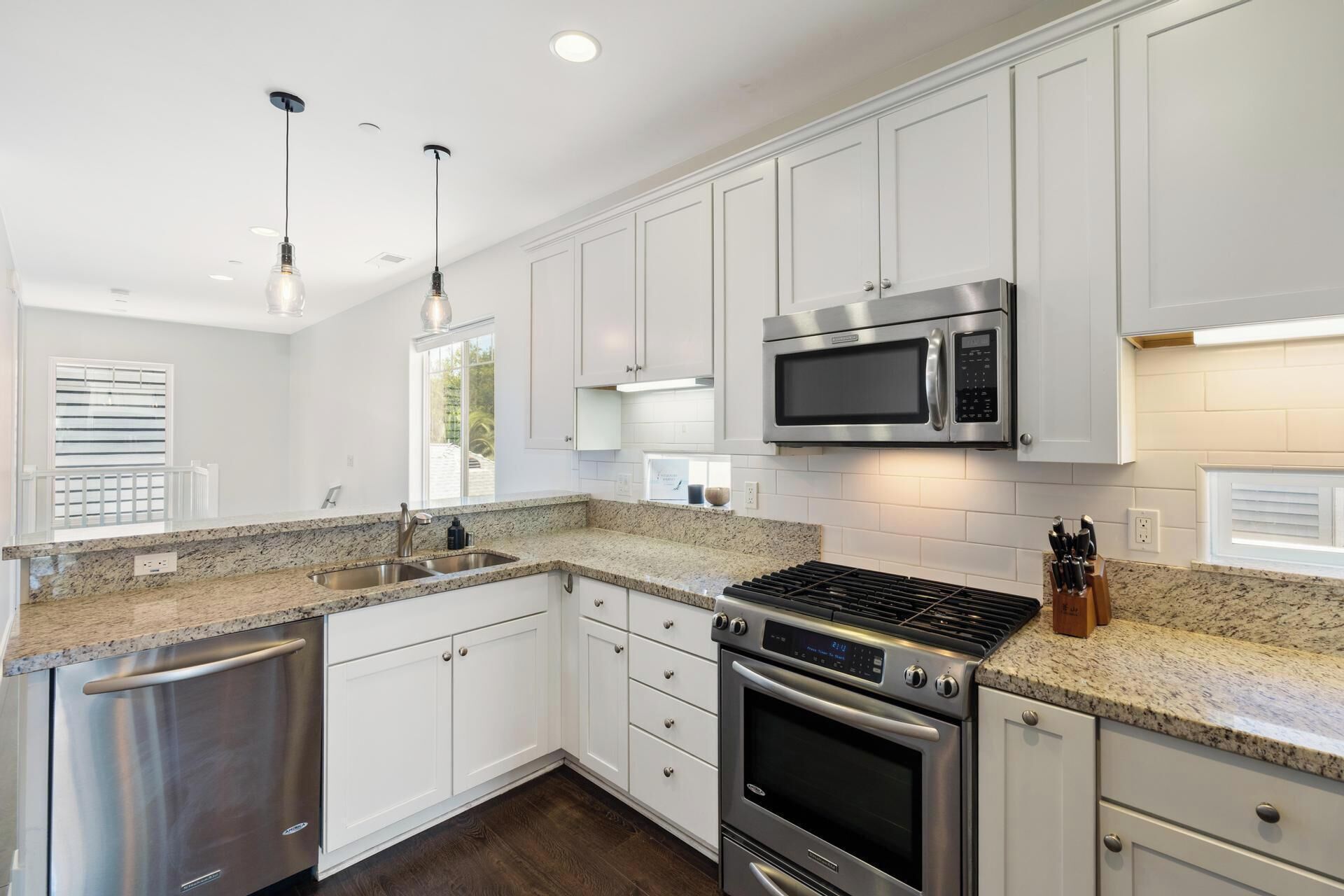 Microwave, stovetop, dishwasher