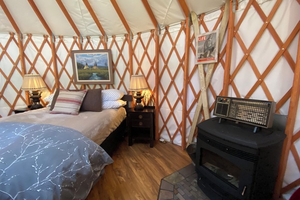 Idaho Yurt— one queen bed, two adult-friendly twins, pellet stove and AC