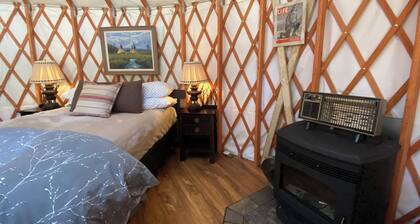 Enchanting 1-bedroom Yurt "Here We Have Idaho" in Ririe, sleeps 4