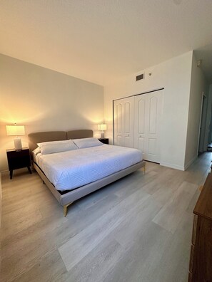 2 chambres, fer et planche à repasser, Wi-Fi, literie fournie