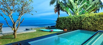 Peaceful Beachfront Pool Villa – Kui Buri