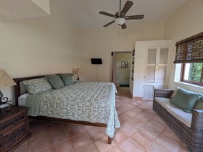 1 soverom, strykejern/-brett, wi-fi og sengetøy