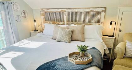 Carriage House studio min to ECU