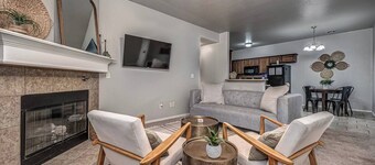 Modern 3BR/2BA Near Tinker AFB & OKC!