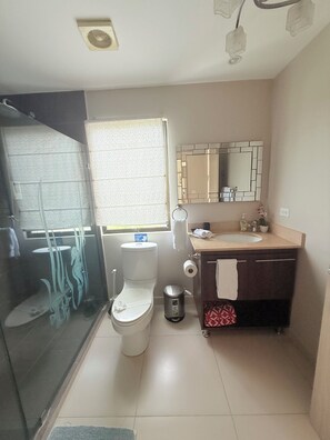 Bathroom - Jaco Bay 8th Floor Unit (Jaco)