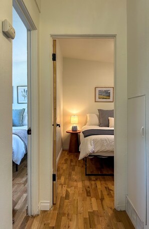 4 dormitorios, tabla de planchar con plancha, wifi y ropa de cama