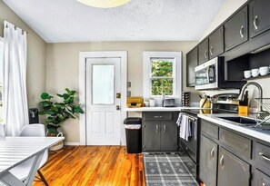 Deluxe House | Private kitchen