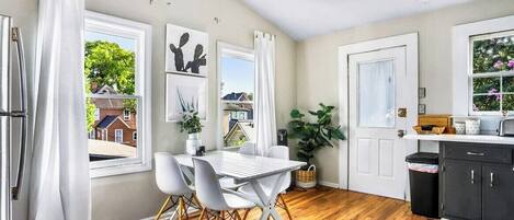 Deluxe-hus | Privat køkken | Køleskab på fællesareal, mikrobølgeovn på fællesareal