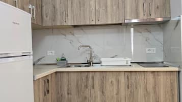 Standard Apartment | Private kitchen