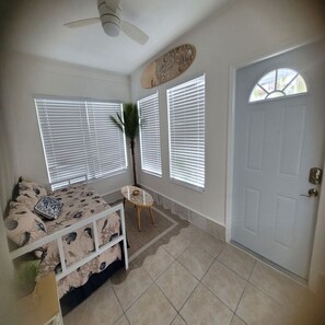 3 habitaciones, tabla de planchar con plancha y wifi gratis