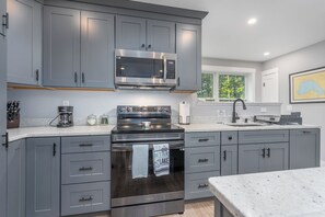 Microwave, oven, stovetop, dishwasher