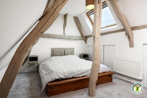 3 bedrooms, travel cot, free WiFi