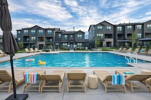 Pool - Private Condo, Snowbasin, IKON, Workstation, WIFI (Morgan)