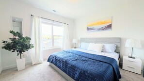 4 bedrooms, internet, bed sheets