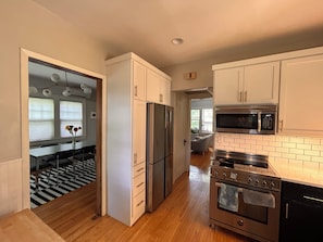 Private kitchen - Rent our beautiful 1917 home in historic Crocus Hill (Saint Paul)