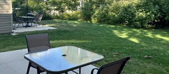 Destination Leisure – Cottage B, 2BR Next to Mitchell State Park Campground