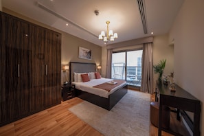 1 bedroom, in-room safe, iron/ironing board, free WiFi